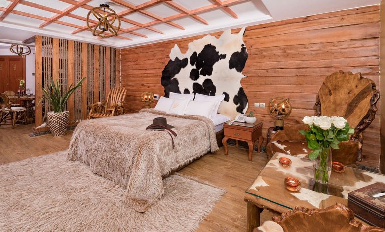 اقامت کابویی خاص نزدیک حرم امام رضا (ع)