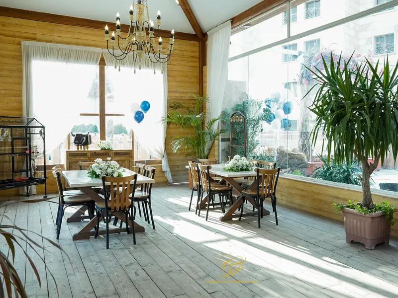 یک روز متفاوت در مشهد: از قهوه داغ تا دیدار با حیوانات در کافی‌شاپ گلدن فارم