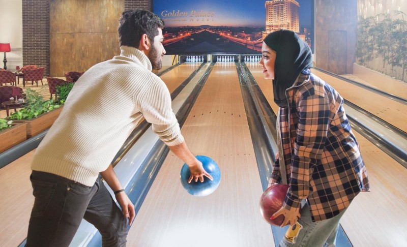  بولینگ در مشهد: تجربه‌ای متفاوت در مجموعه تفریحی گلدن کلاب