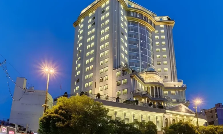 ۱۰ تجربه لوکس در مشهد که فقط در هتل گلدن پالاس پیدا میکنید!